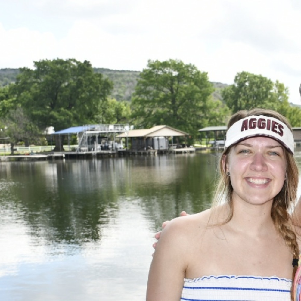 Meet your Posher, Taylor